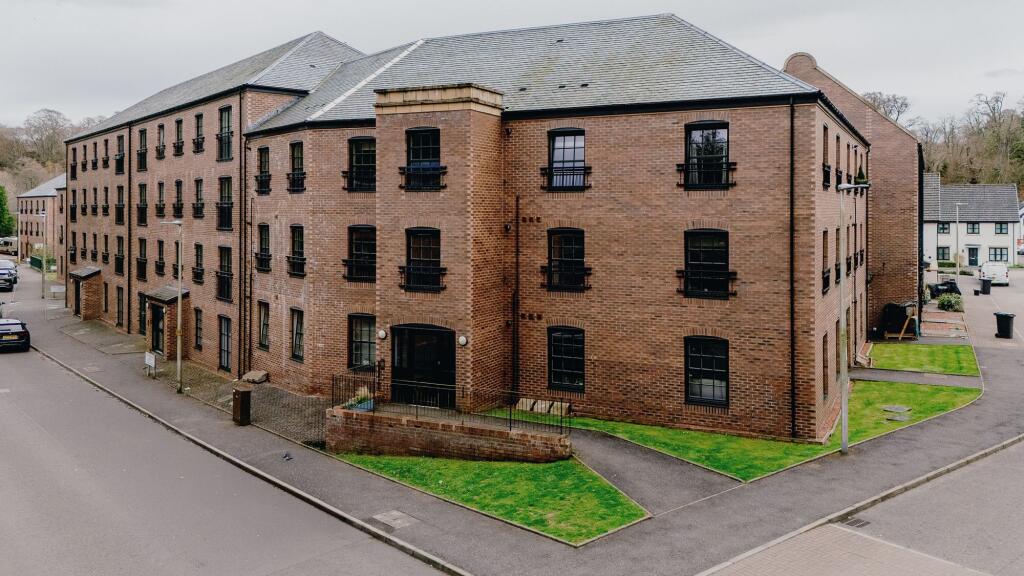 Main image of property: 8 Old Dalmore Drive, Auchendinny, Penicuik, EH26