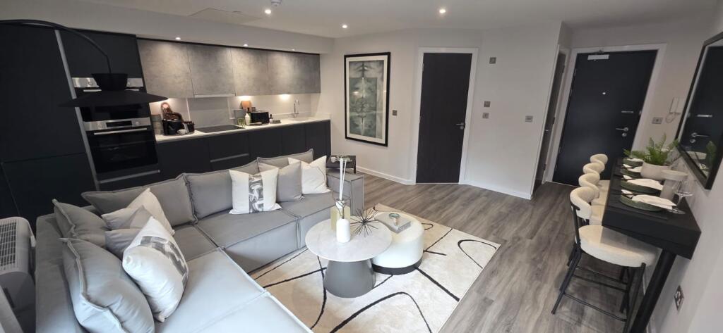 Main image of property: 40 Caversham Road, Reading, RG1