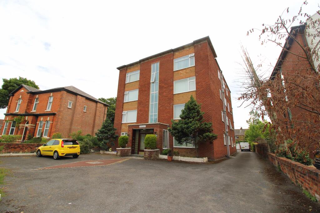 Main image of property: Park Road, Southport, Merseyside, PR9