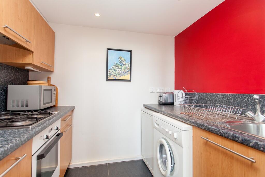 Apartment in London - View 2