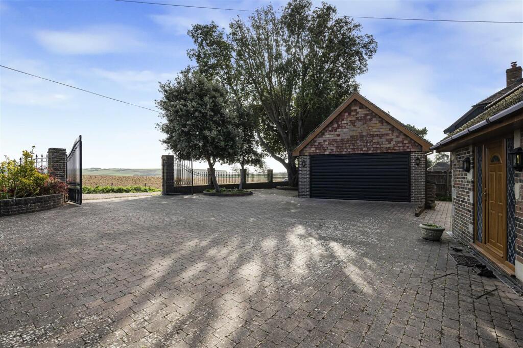 House in Lewes, Seaford - View 5