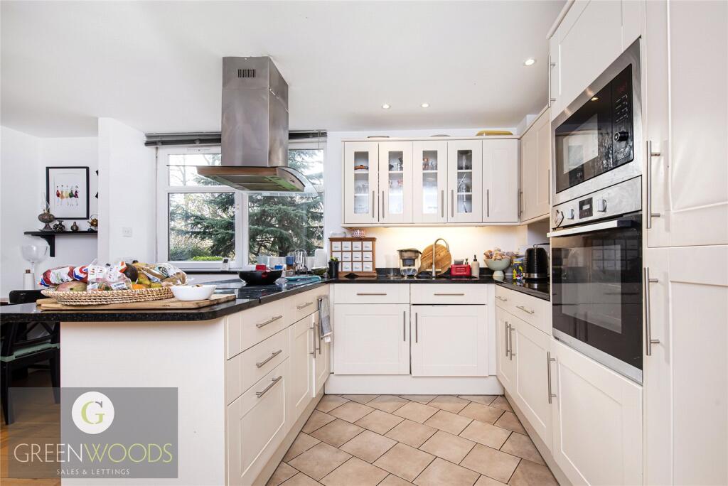 Homington Court, Albany Park Road, Kingston Upon Thames, Greater London, KT2 - View 6