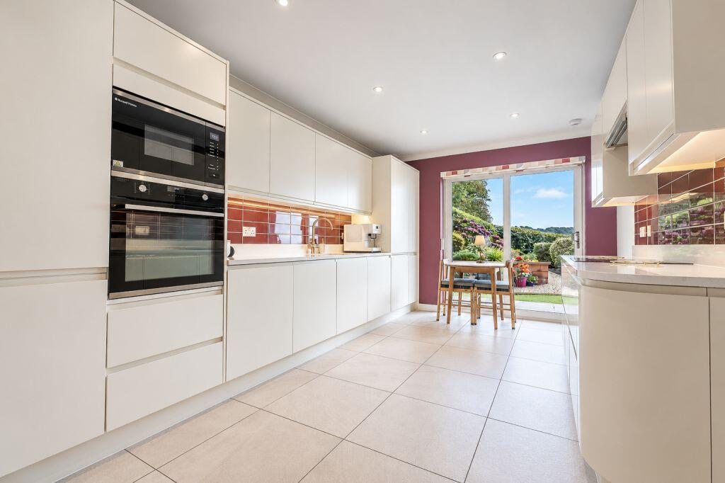 Apartment in Skelmorlie, North Ayrshire - View 3