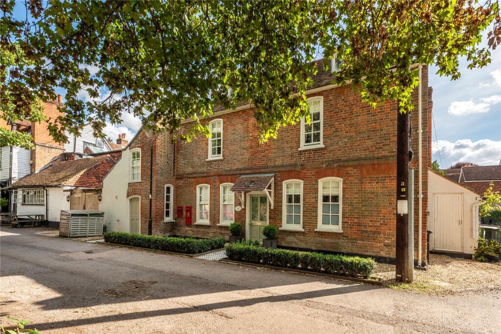 Main image of property: Swanworth Lane, Mickleham, Dorking, Surrey, RH5