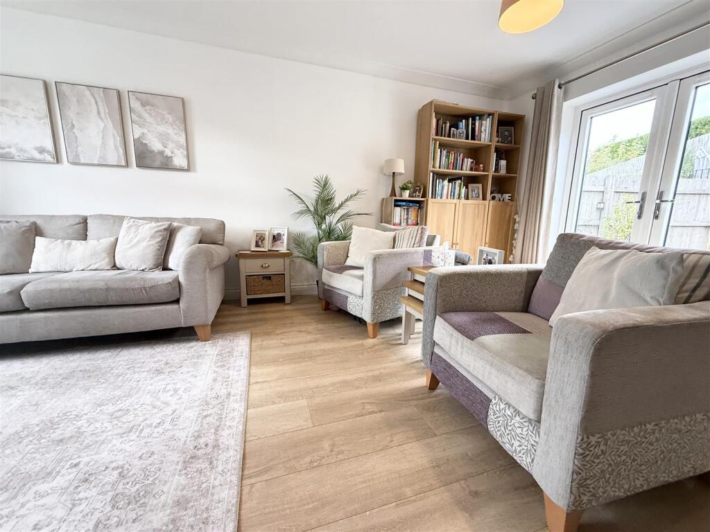 House in Llwydcoed - More
