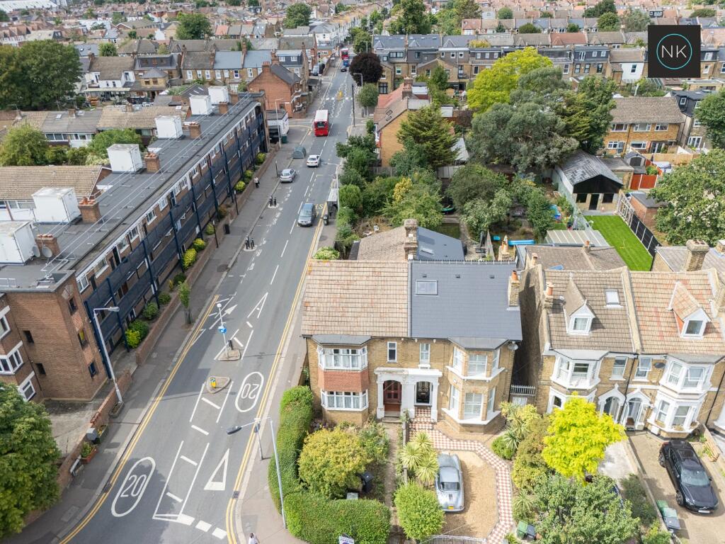 Hainault Road, Leytonstone, London, E11 1EU photo 4