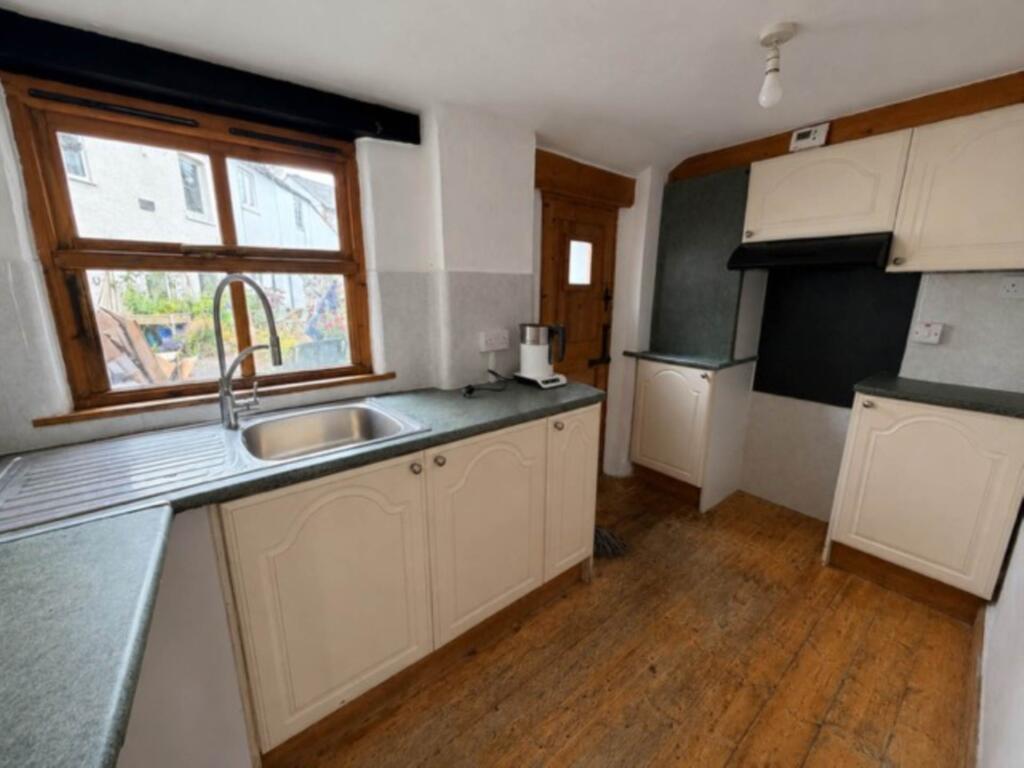 Station Road, Buckfastleigh photo 5