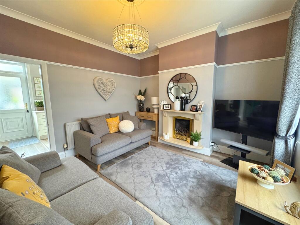 Booth Road, Waterfoot, Rossendale, BB4 photo 4