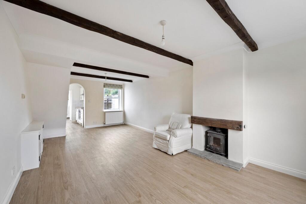 House in Wealden, Crowborough - View 2