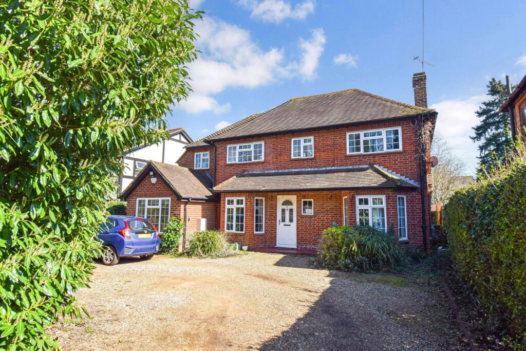 Main image of property: Blackpond Lane, Farnham Royal, Buckinghamshire, SL2
