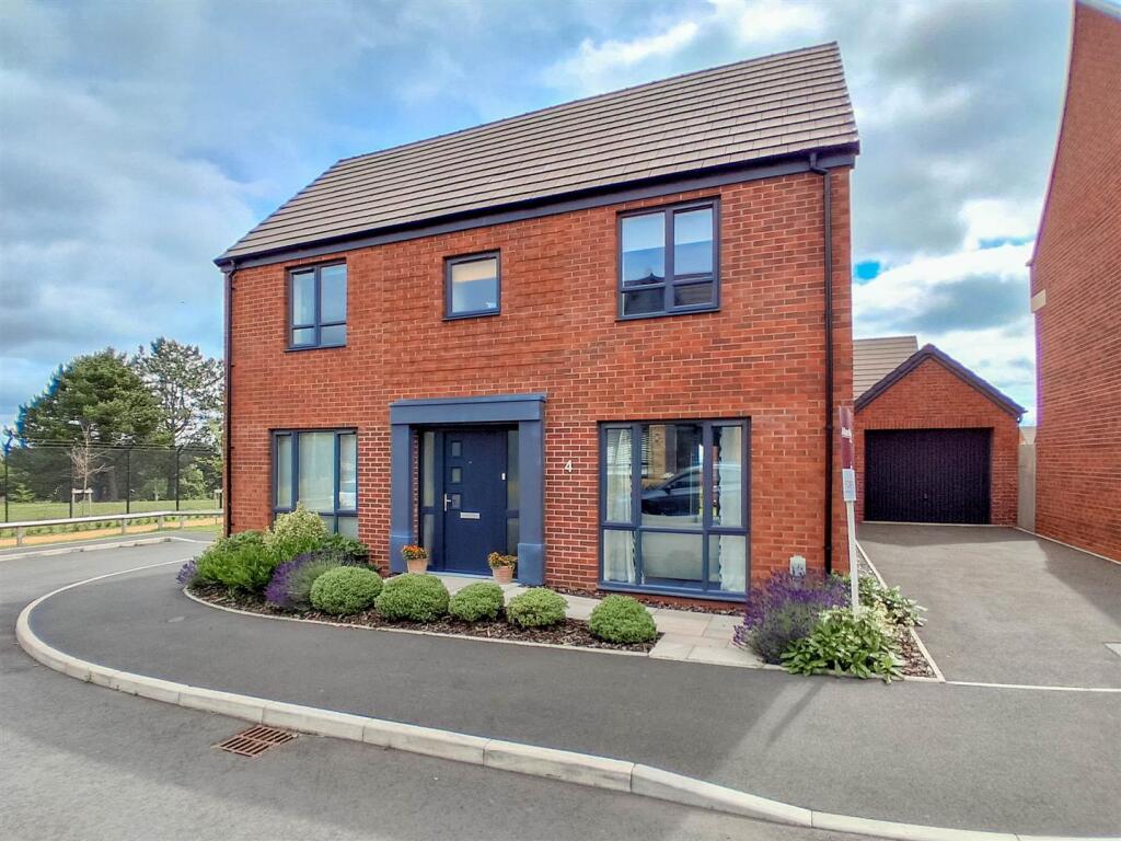 Main image of property: Hey Close, Malvern