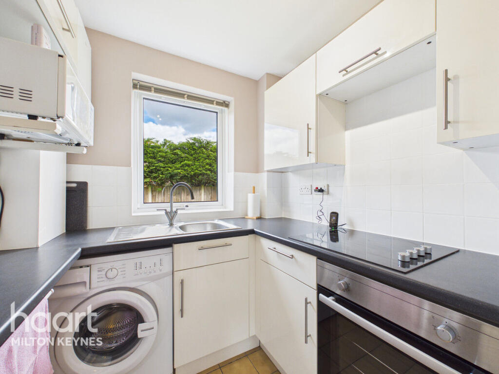 Harby Close, Milton Keynes photo 4