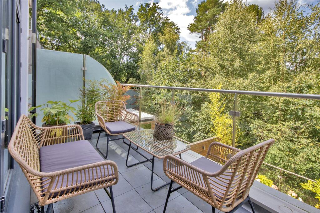 House in Tunbridge Wells, Kent - View 5