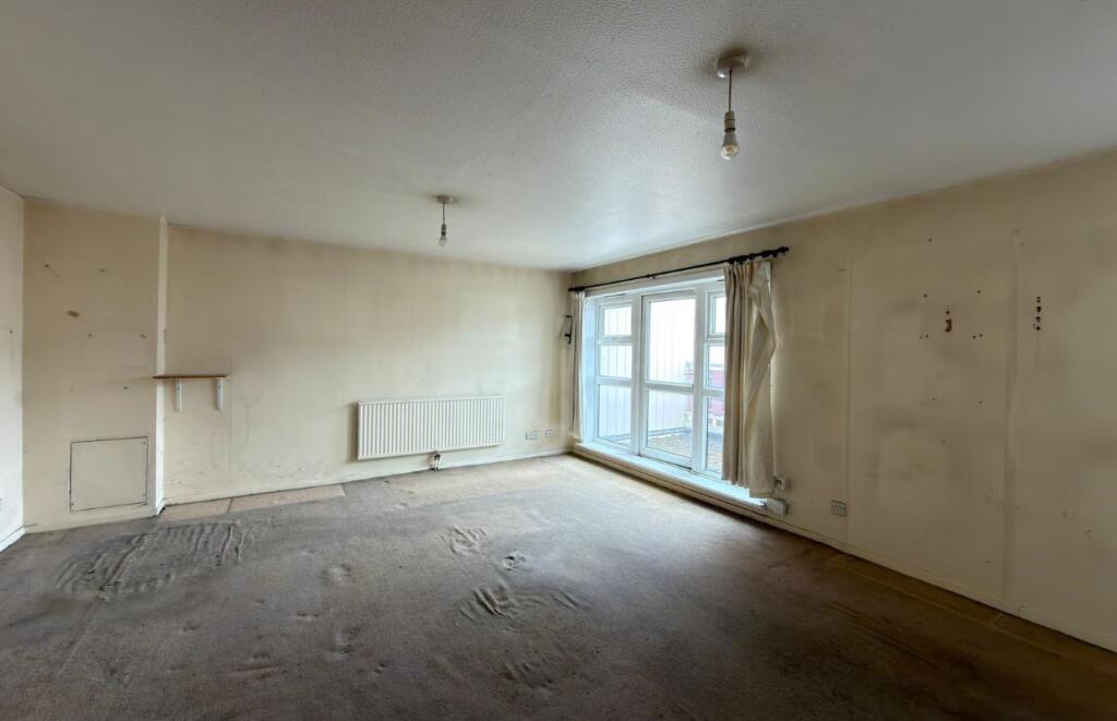Apartment in Twickenham - View 5