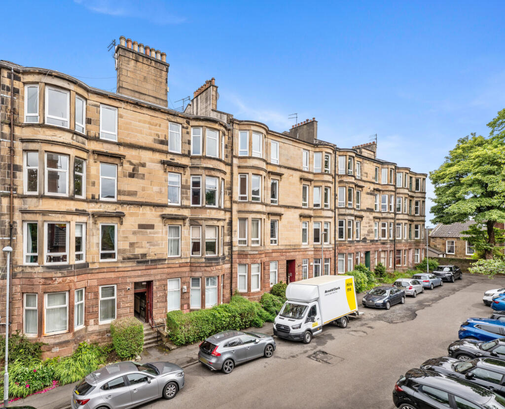 Main image of property: 1/1, 15 Overdale Avenue, Battlefield, G42 9QJ