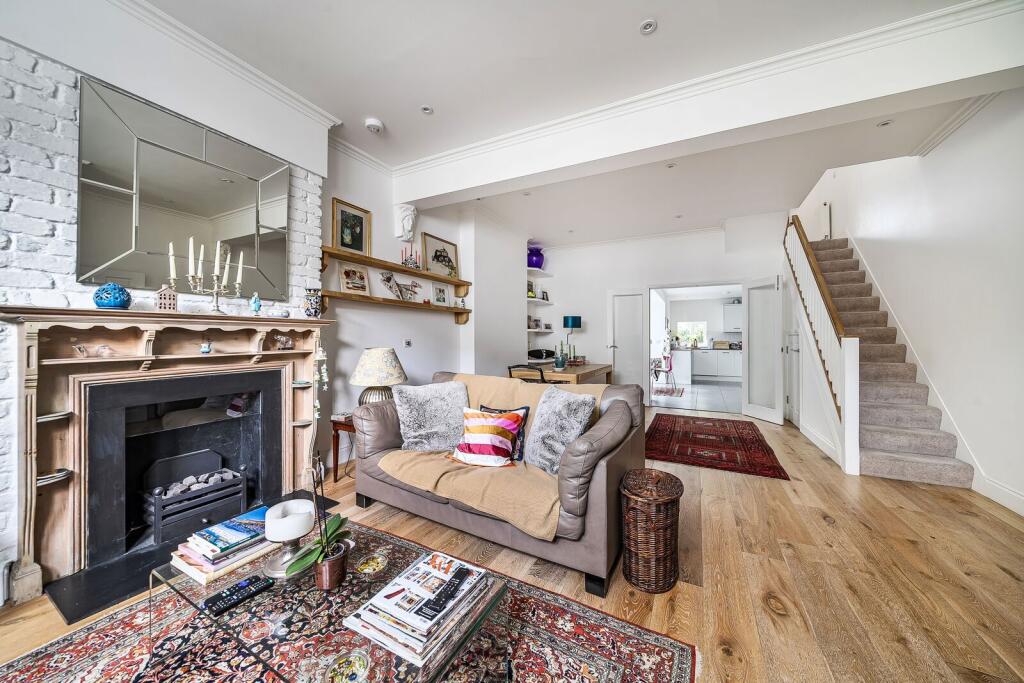 4 bedroom terraced house for rent