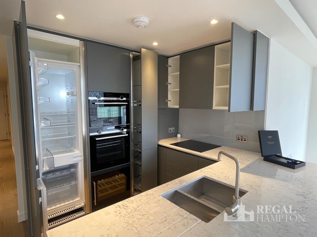 Apartment in London - More