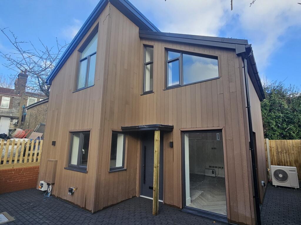 Main image of property: Railway Approach, East Grinstead, West Sussex. RH19 1BP