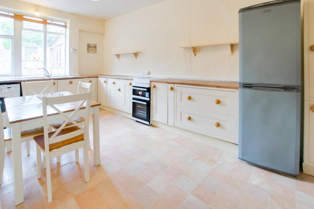House in Canterbury, The King's Mile - View 3
