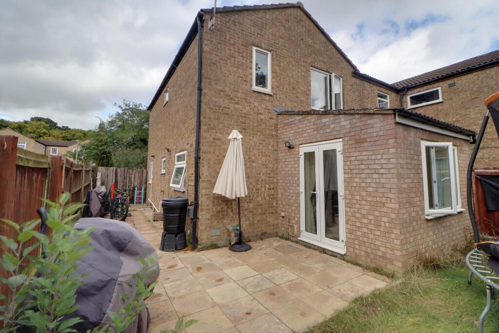 Main image of property: Brighton Way, Stevenage, Hertfordshire, SG1