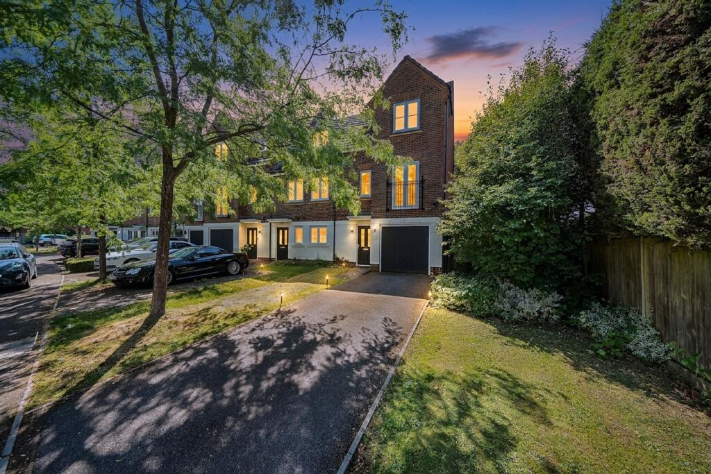 Main image of property: Halton Road, Kenley, CR8