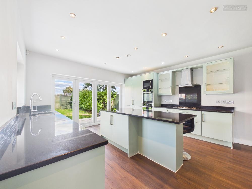 House in Peterborough - View 5