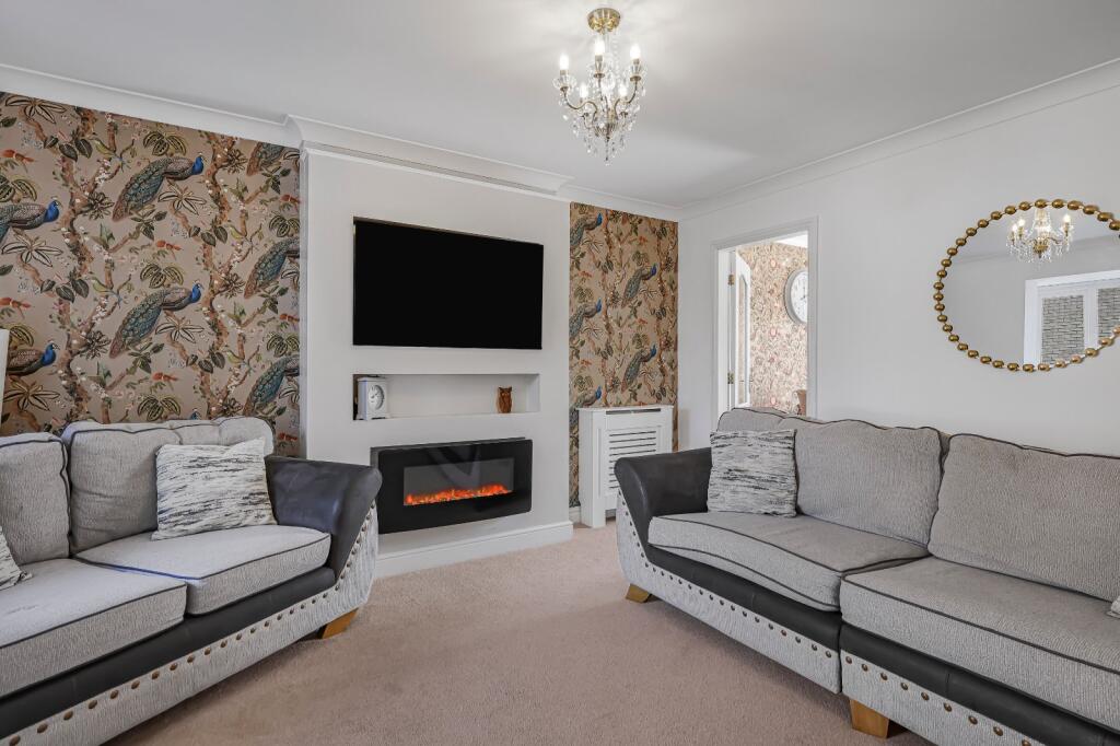 House in Bradford, Haigh Fold, Undercliffe - View 3