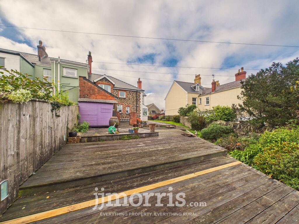6 Windy Hall, Fishguard, Pembs, SA65 9DP photo 4