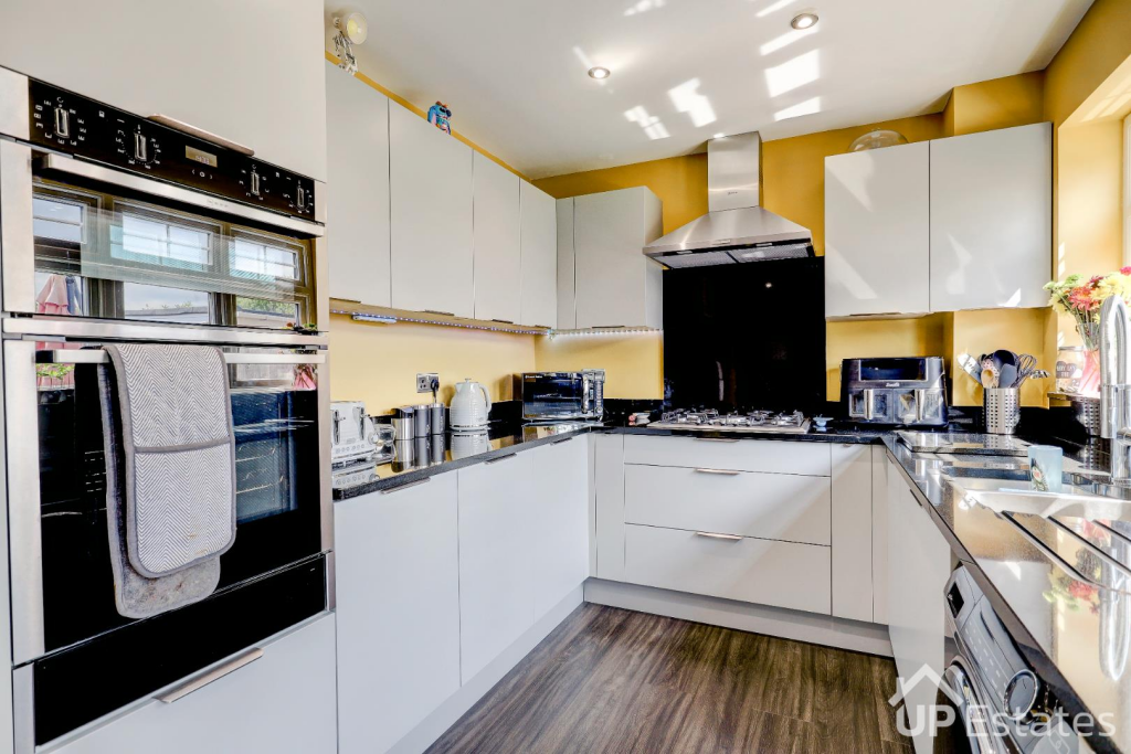 Abbotsbury Close, Coventry - Mehr