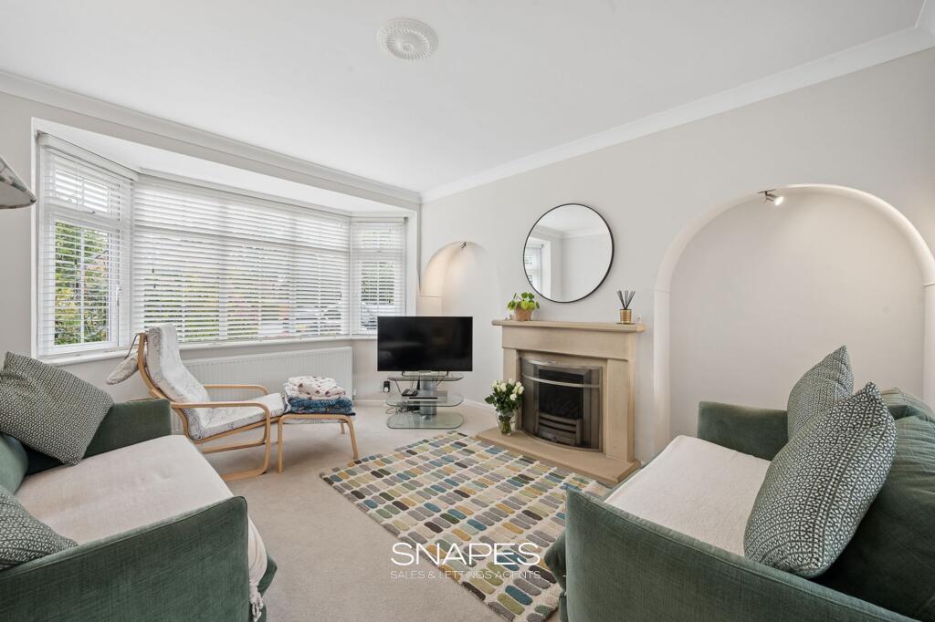 Hawthorn Grove, Bramhall, SK7 photo 4