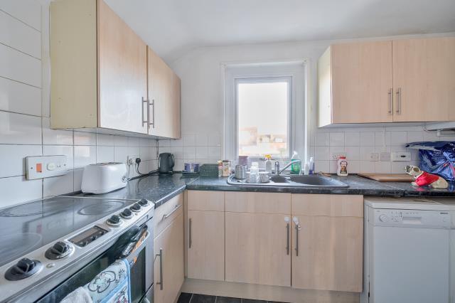 Apartment in Newbury, West Fields, Speenhamland - View 3