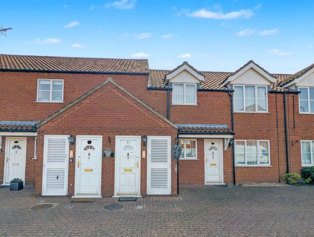 Main image of property: Sutton Court, Skegness, PE25