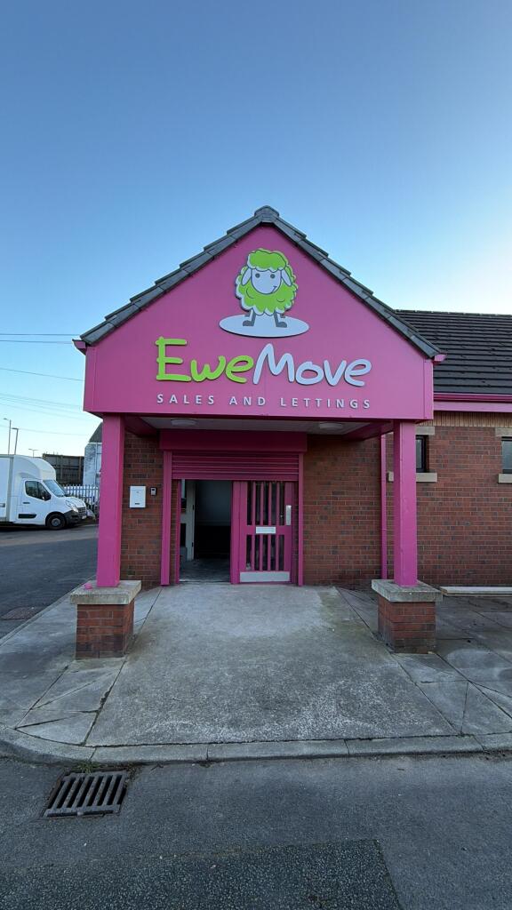 Main image of property: Catherine Street, Hyde, SK14 2BE