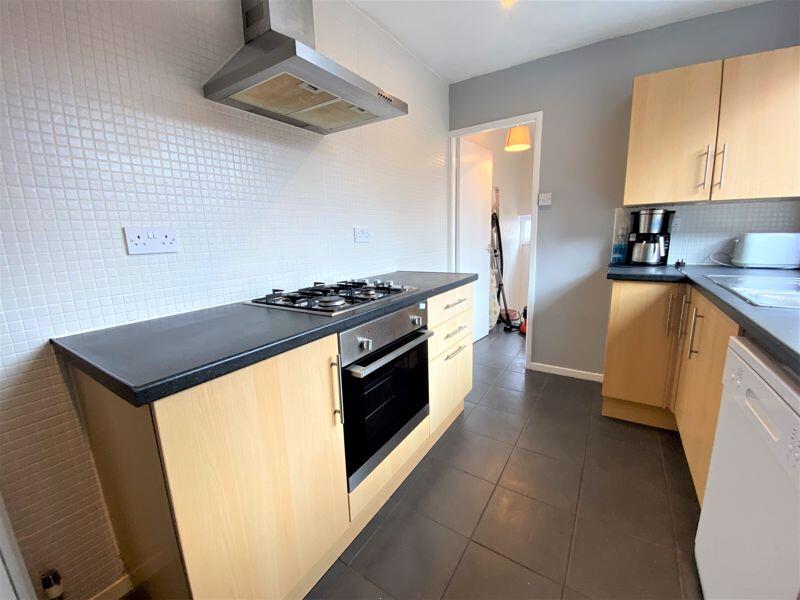 Apartment in Newcastle upon Tyne, Tyne and Wear - View 3