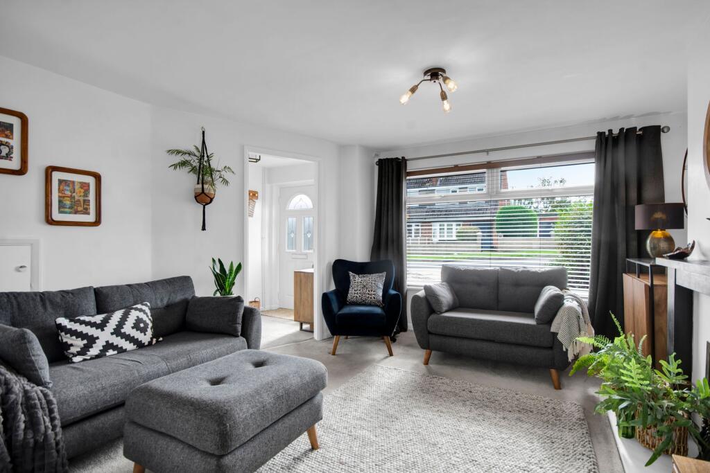 House in Ilkeston, Kirk Hallam - More