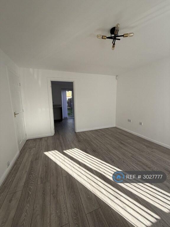 House in Ingleby Barwick, Stockton-on-Tees - View 5