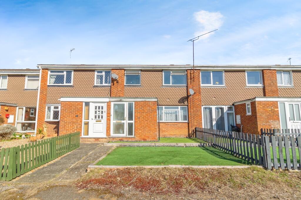 Main image of property: Grange Close, Leighton Buzzard, Bedfordshire, LU7
