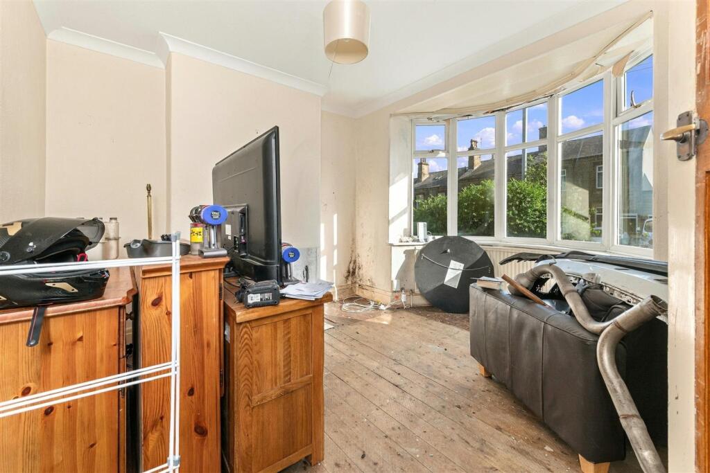 Newsome Road, Huddersfield photo 4