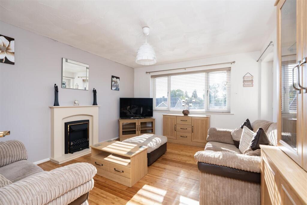 48A Carrington Road, Spalding, Lincolnshire, PE11 1LY photo 4