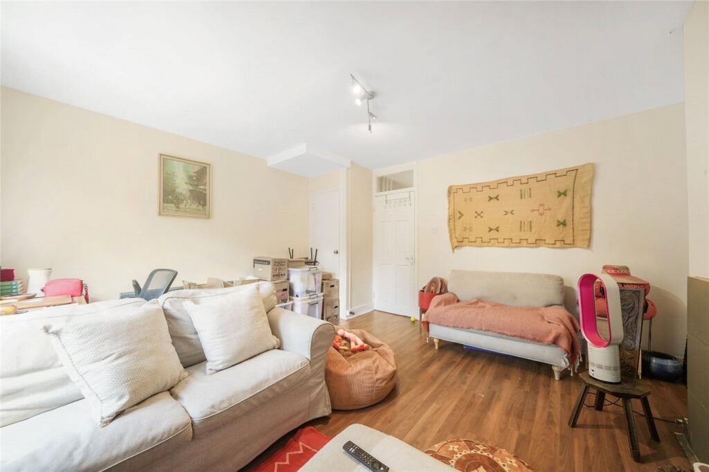 Apartment in London - View 4