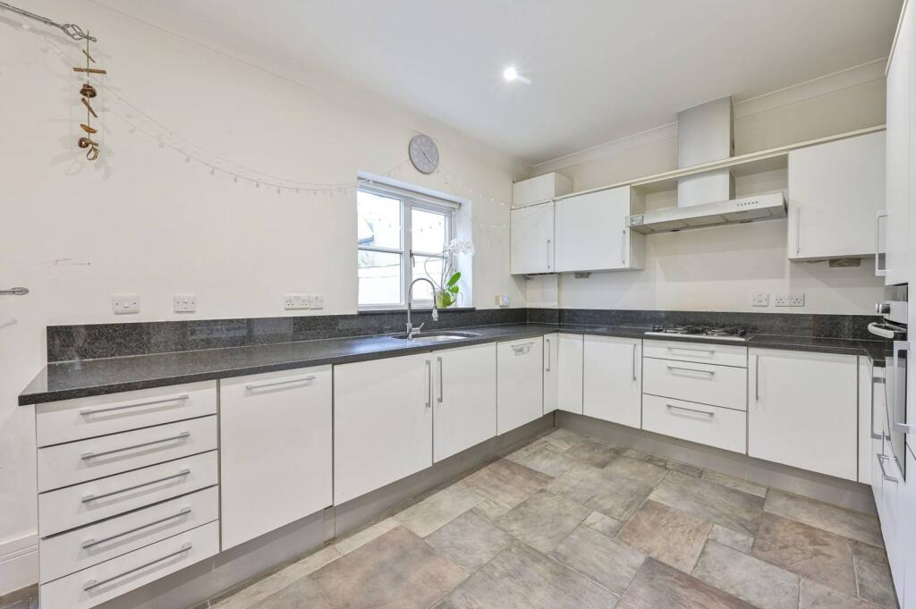 Main image of property: Revelstoke Road, Earlsfield, London, SW18