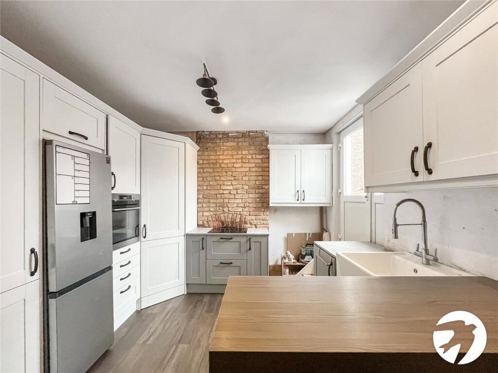 Main image of property: Charlton Street, Maidstone, Kent, ME16