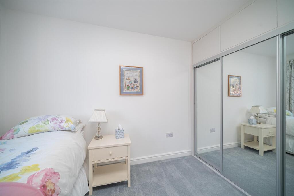 Additional image 17 of Laburnum Grove, St. Albans