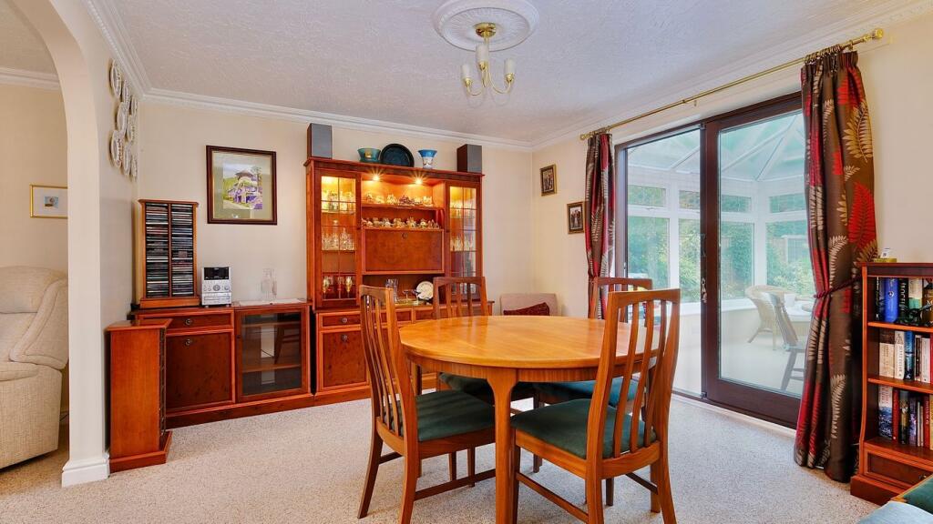 House in Peterborough - View 4