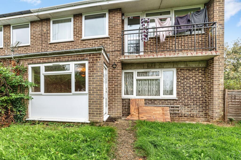 Main image of property: Borodin Close, Basingstoke