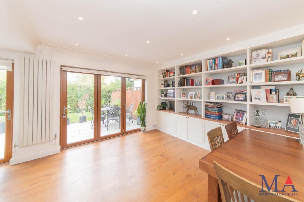 House in Watford - View 5