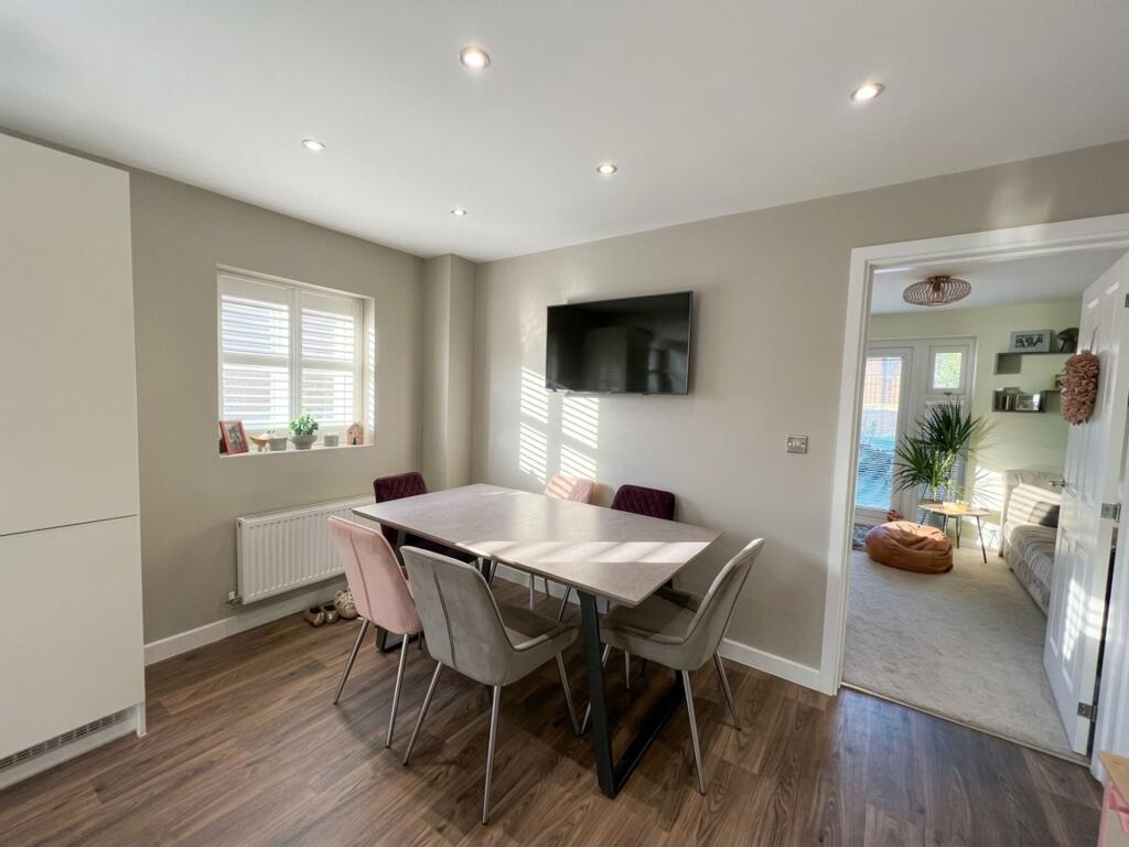 House in Kirklees, Flockton Green, Kirkburton - View 5