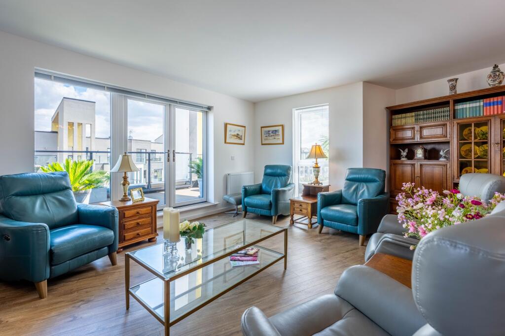 Apartment in Gillingham, Medway - More