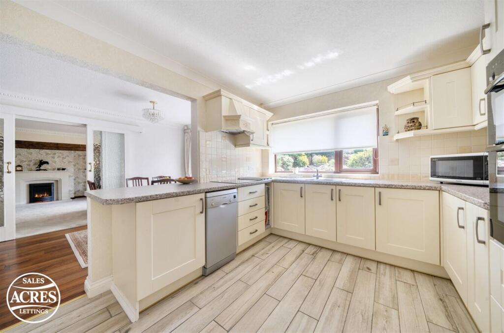 Bennett Road, Four Oaks, Sutton Coldfield photo 5