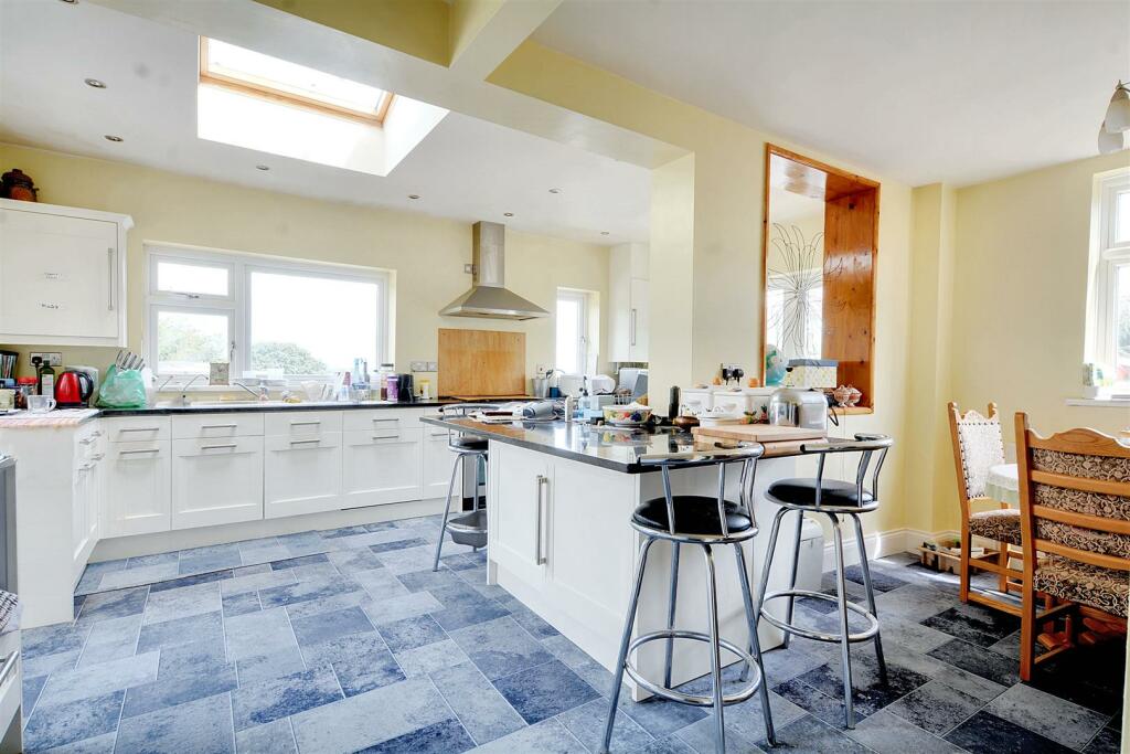 Spring Lane, Lambley, Nottingham photo 4